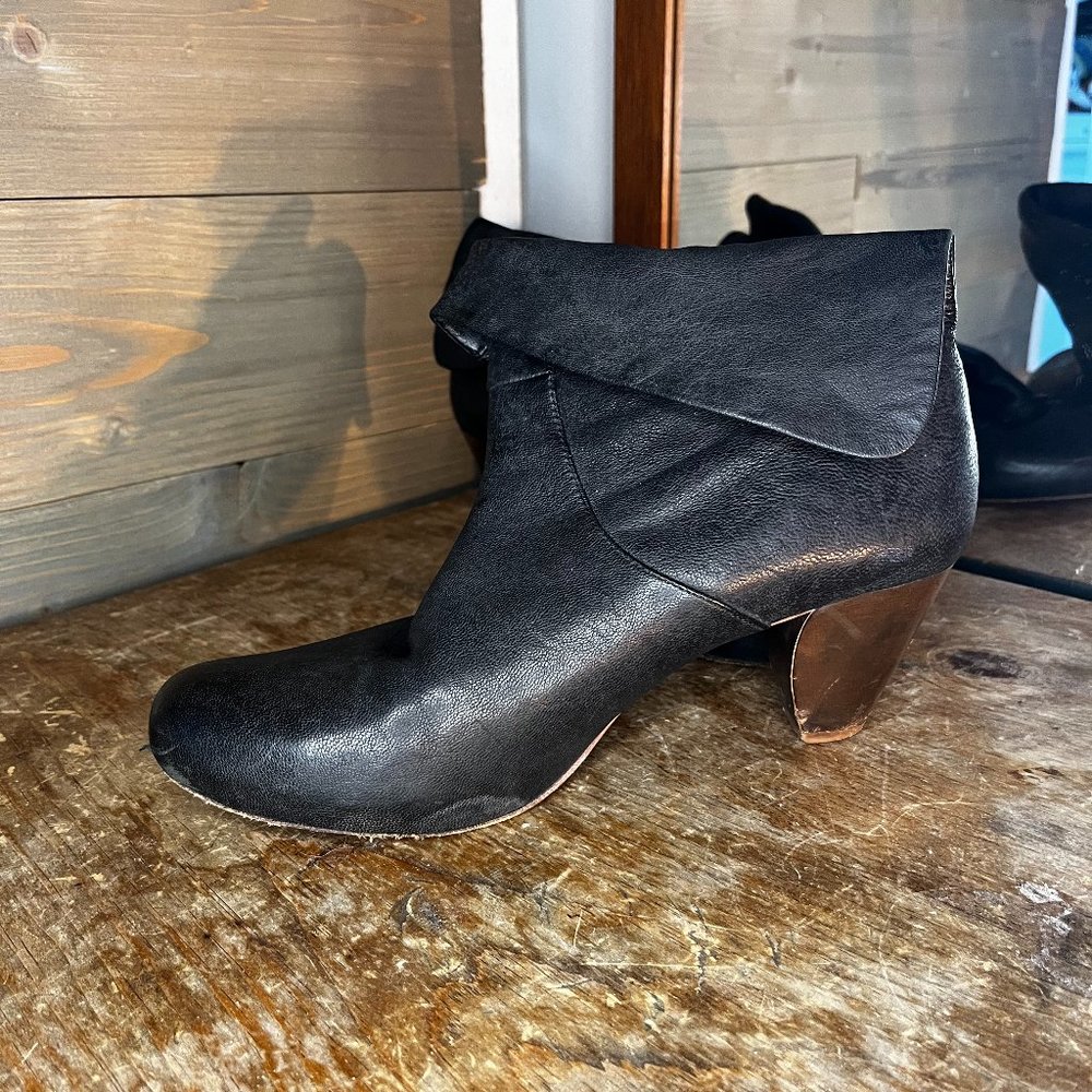 FRYE VINTAGE LISA SHORTIE BOOT